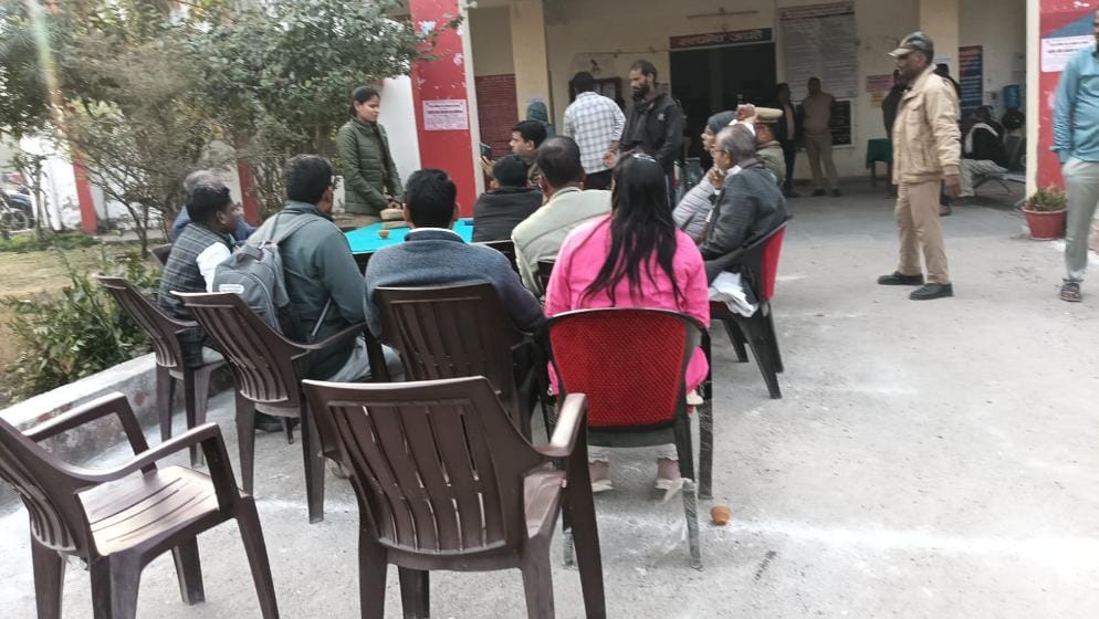 सोनभद्र में खनन संचालकों की दबंगई, कवरेज करने गए पत्रकारों को दी जान से मारने की धमकी