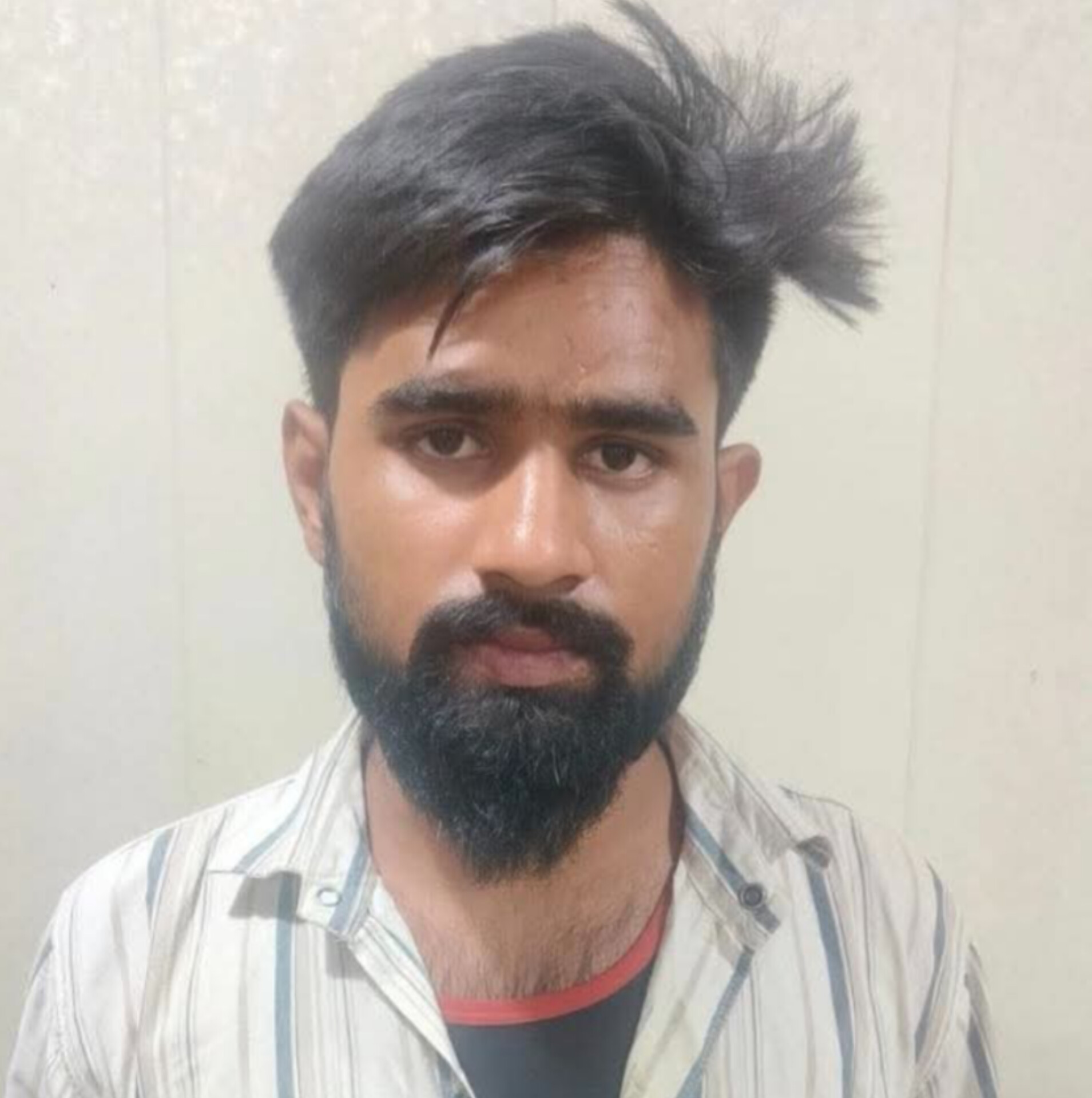बलिया का 50 हजार का इनामी मनोज यादव बनारस से गिरफ्तार, STF की बड़ी कामयाबी