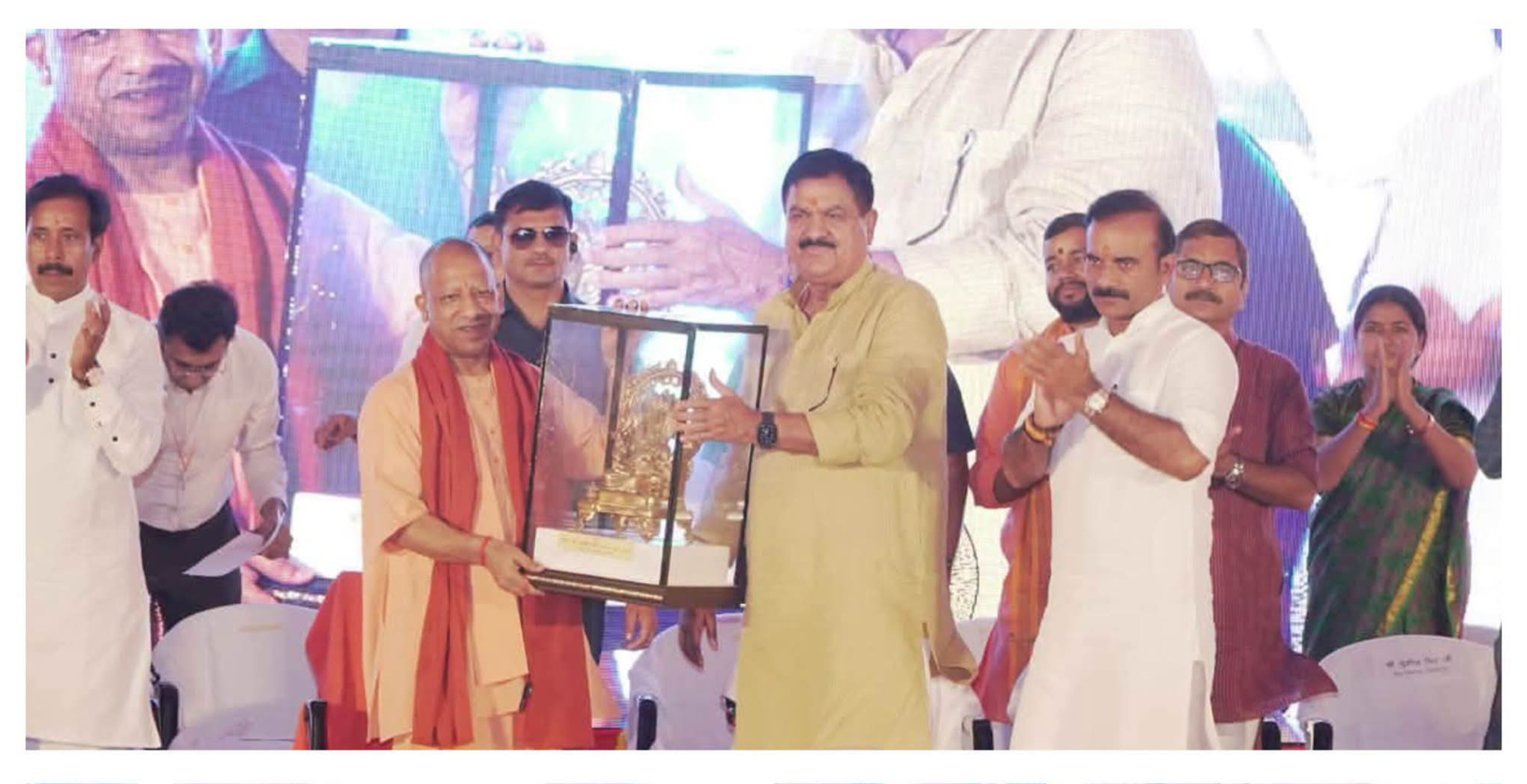 बिटिया की सुरक्षा में सेंध लगाने वालों के लिए सिर्फ दो ही ठिकाने&mdash;जेल या जहन्नुम: सीएम योगी