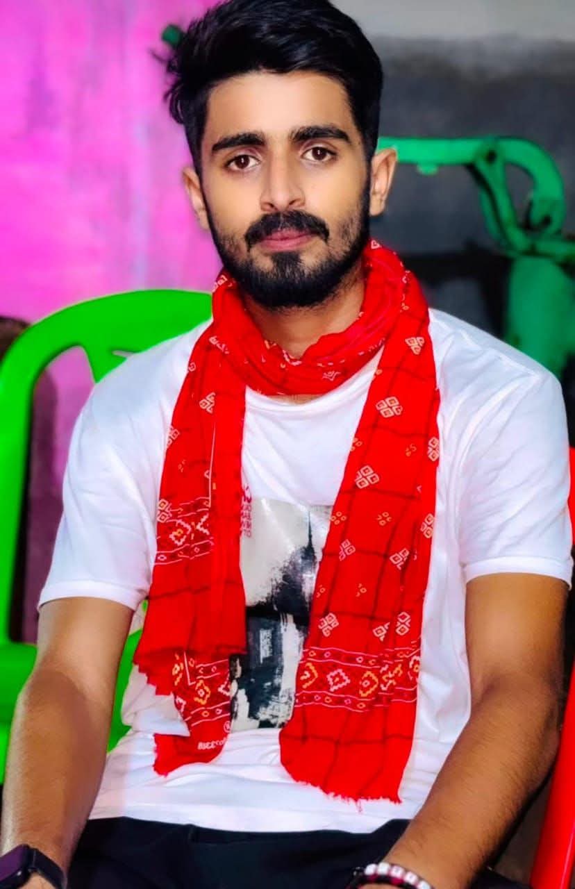 गहमर तिहरा हत्याकांड: 12 घंटे की मशक्कत के बाद पोखरी से मिला लापता अंकित का शव