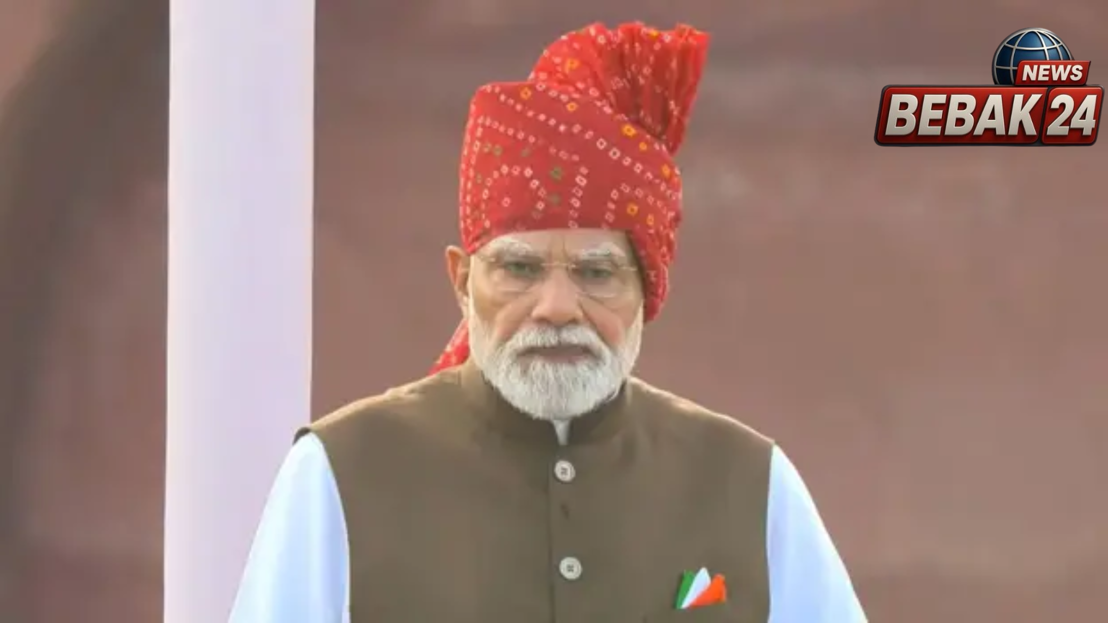 लाल किले की प्राचीर से पहली बार गूंजा &lsquo;वंदे मातरम्&rsquo;, पीएम मोदी बोले- &lsquo;यह ऐतिहासिक दिन है&rsquo;