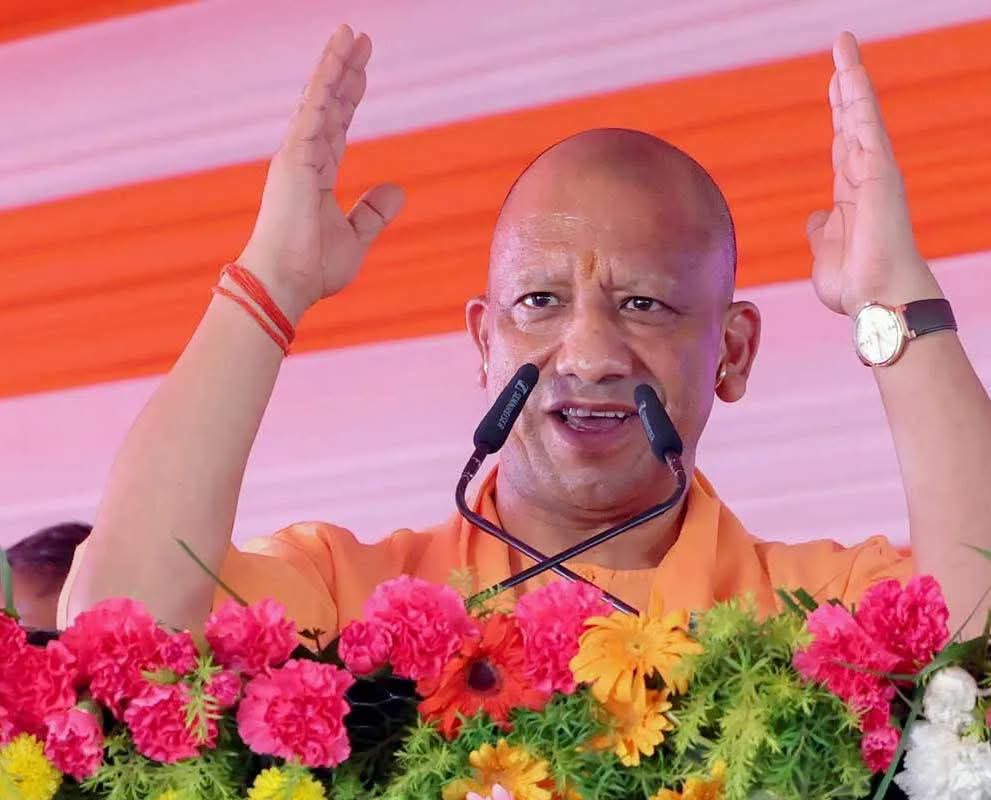 वाराणसी से शिक्षकों को बड़ी सौगात: 8 जुलाई को लॉन्च होगी कैशलेस चिकित्सा योजना, SBI से होगा अहम समझौता