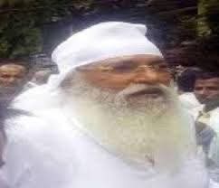 यूपी में 'बाबा' पर सवाल , तो महाराष्ट्र की शरण में 'गैंगस्टर बाबा'