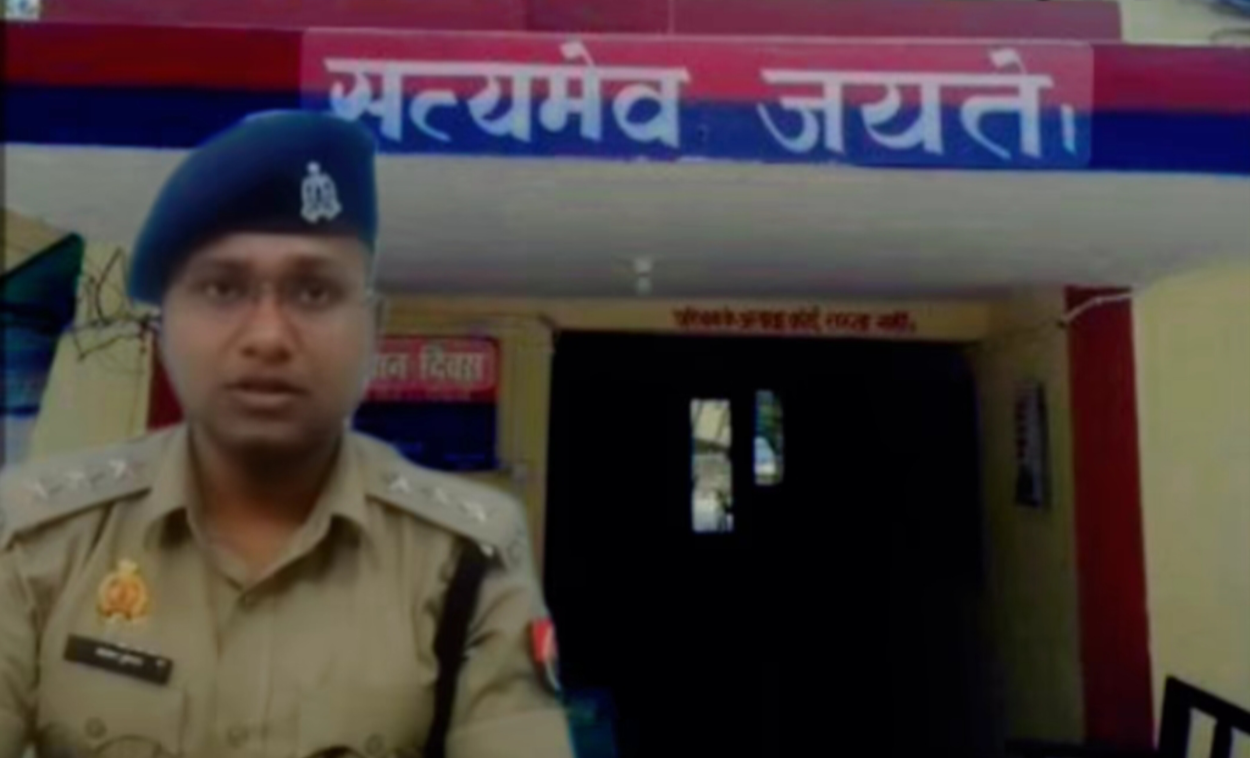 बलिया में बेखौफ बदमाशों का तांडव: थम्मनपुरा में युवक के पेट में घोंपा चाकू, हालत गंभीर होने पर BHU ट्रॉमा सेंटर रेफर; आरोपी हिरासत में