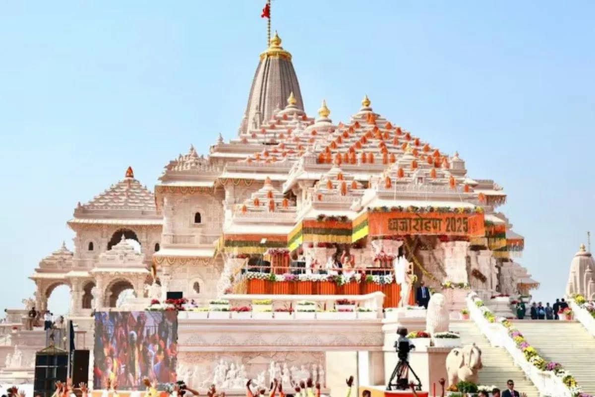 राम मंदिर चढ़ावा प्रकरण: एसआईटी ने चंपत राय समेत प्रमुख पदाधिकारियों से की 4 घंटे पूछताछ, व्हाट्सएप चैट से हुआ खुलासा