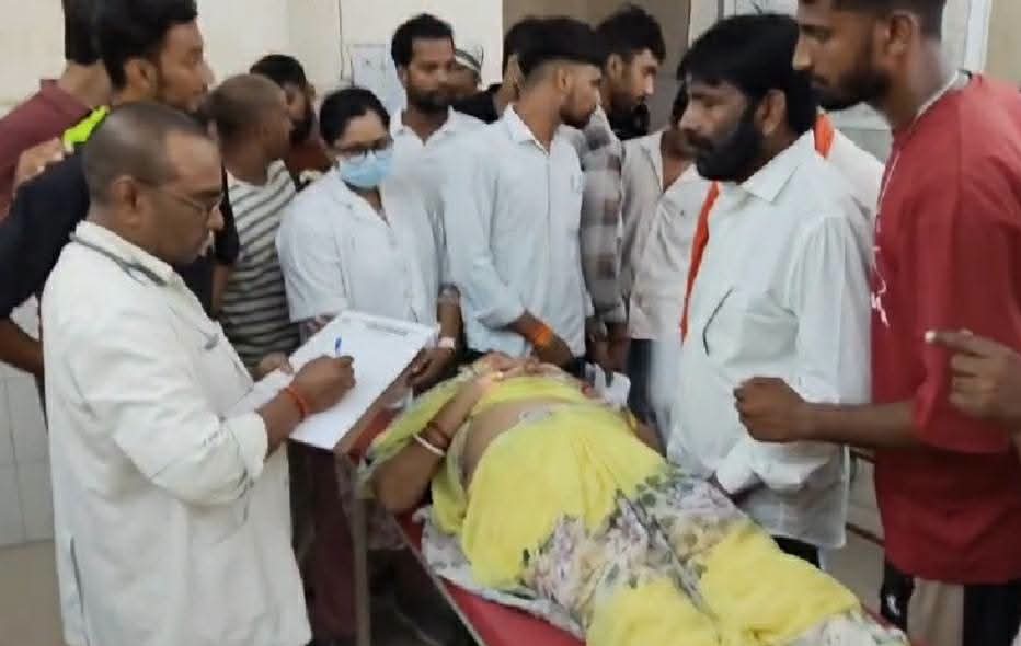 जितिया व्रत से पहले मड़ुआ के आटे की रोटी खाने से दर्जनभर महिलाओं की तबीयत बिगड़ी, जिला अस्पताल में इलाज जारी