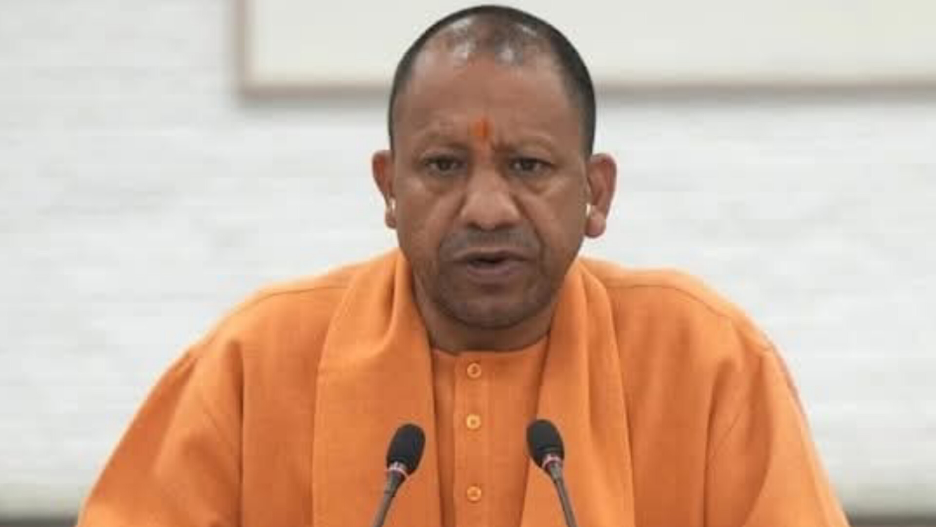 गुरुजी को 'सेहत' का तोहफा, योगी कैबिनेट का मास्टरस्ट्रोक!