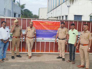 विजय मिश्रा गैंग पर भदोही पुलिस का अब तक का सबसे बड़ा एक्शन, 100 करोड़ की दाल मिल कुर्क