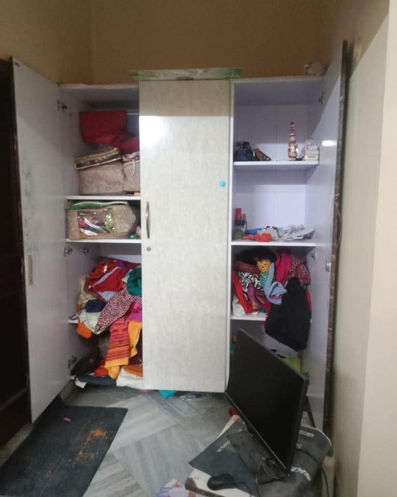 शिवपुर में दुस्साहस: तेरहवीं में गया था परिवार, सूने मकान से उड़ाए करोड़ के जेवरात व नकदी