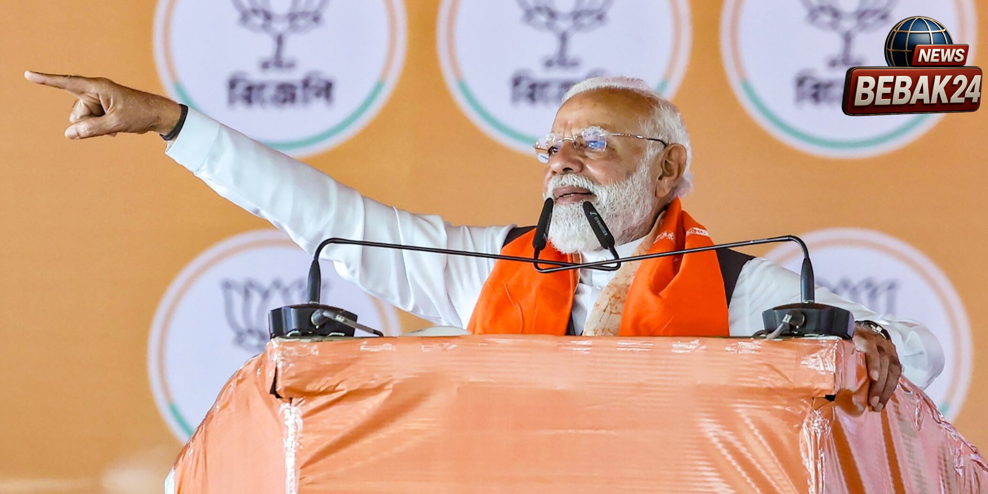 बीरभूम में मोदी की ललकार: "टीएमसी राज में मां रो रही, माटी पर घुसपैठियों का कब्जा"; घुसपैठ के मददगारों को जेल भेजने की दी गारंटी