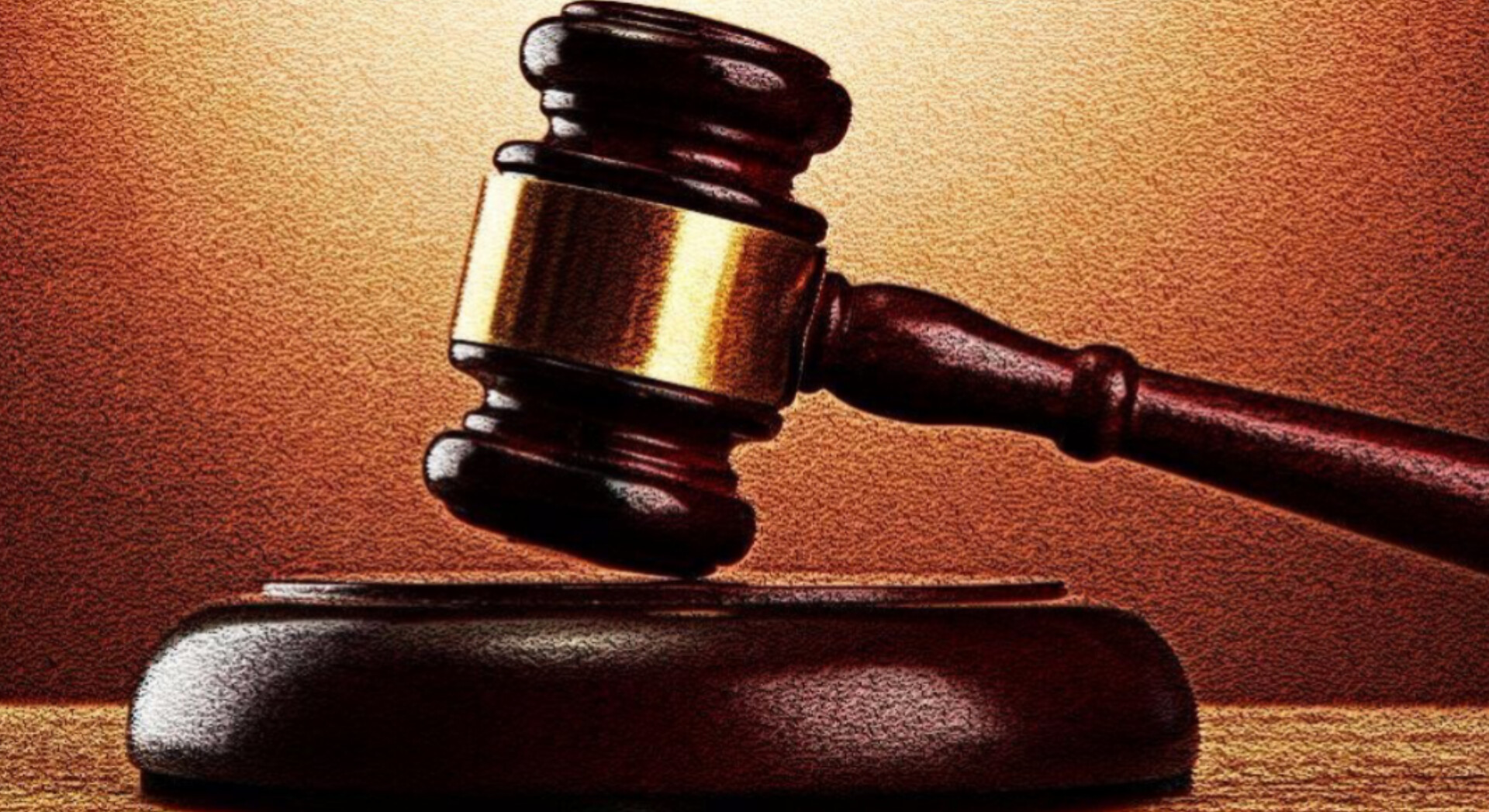 आदिवासियों की जमीन पर गिद्ध दृष्टि डालने वालों की खैर नहीं! कोर्ट ने दिया FIR का आदेश