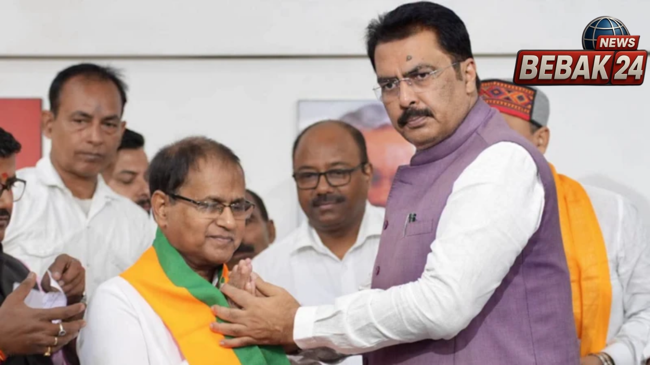 प्रशांत किशोर की पार्टी में बड़ी टूट! प्रसिद्ध गणितज्ञ प्रो. केसी सिन्हा समेत जन सुराज के कई बड़े चेहरों ने थामा बीजेपी का दामन