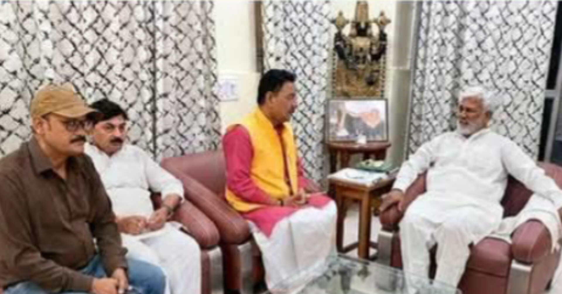 पूर्व मंत्री नारद राय की पहल पर जल शक्ति मंत्री ने दिए जल निकासी के सख्त निर्देश