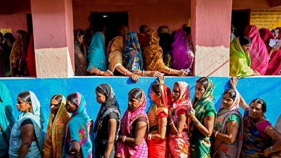 बिहार विधानसभा चुनाव 2025: पहले चरण का मतदान संपन्न, बेगूसराय में सबसे अधिक उत्साह