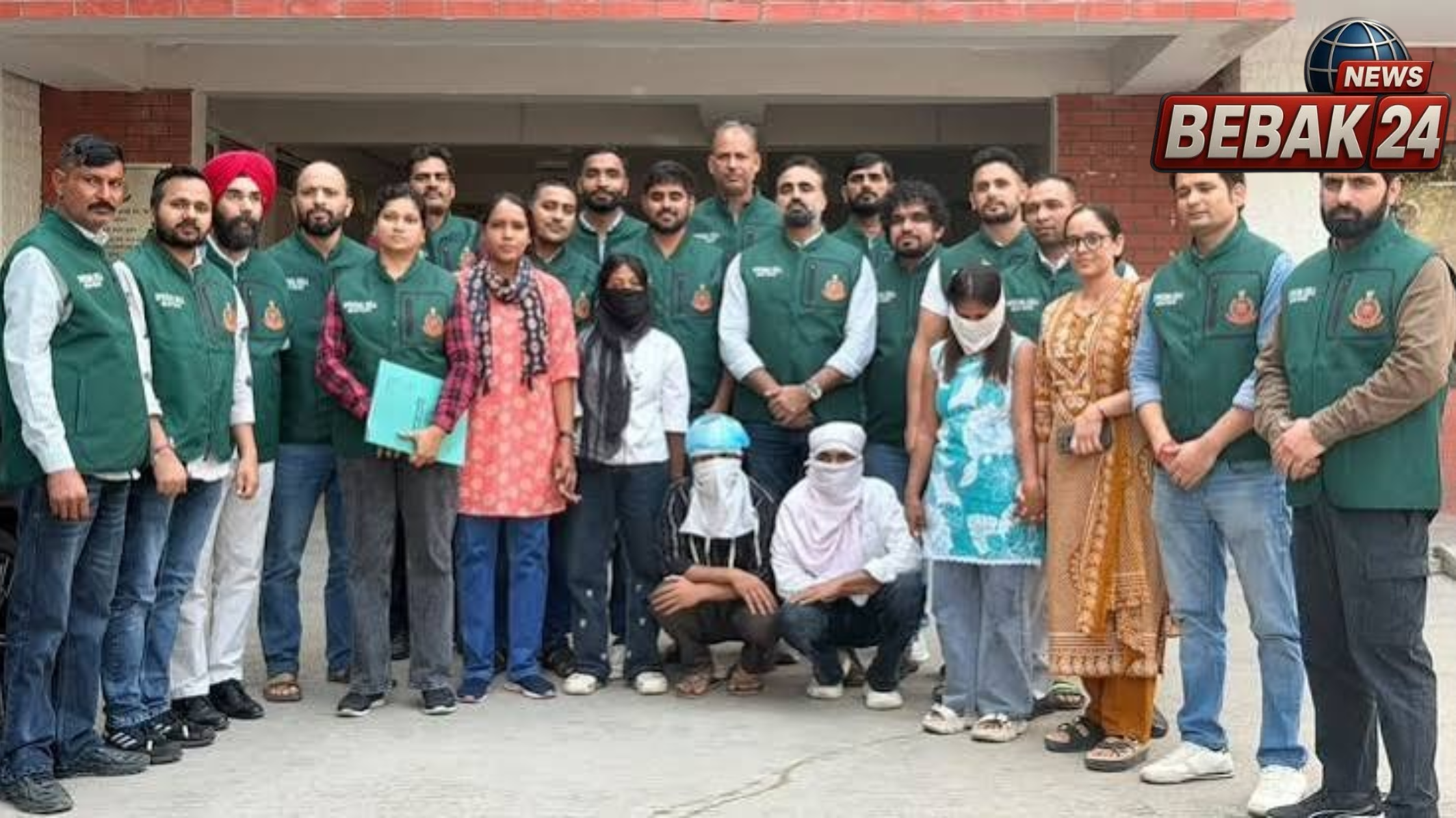 टाइगर श्रॉफ फायरिंग मामला: यूपी की 2 युवतियों पर हथियार पहुंचाने का आरोप, अब तक 7 गिरफ्तार
