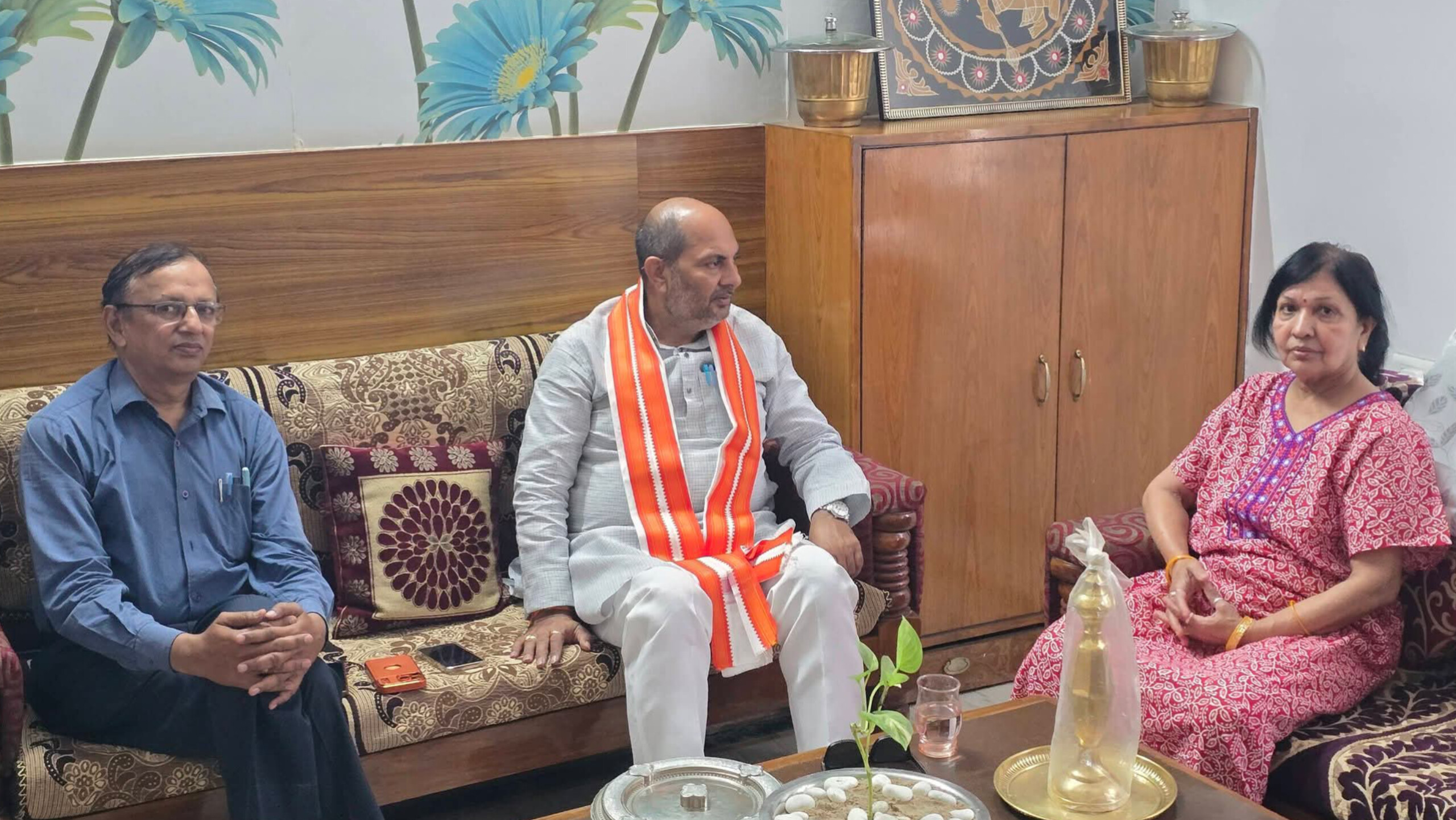 उप्र लोक सेवा आयोग के पूर्व अधिकारी मातवर सिंह का निधन, परिजनों से मिले गणमान्य