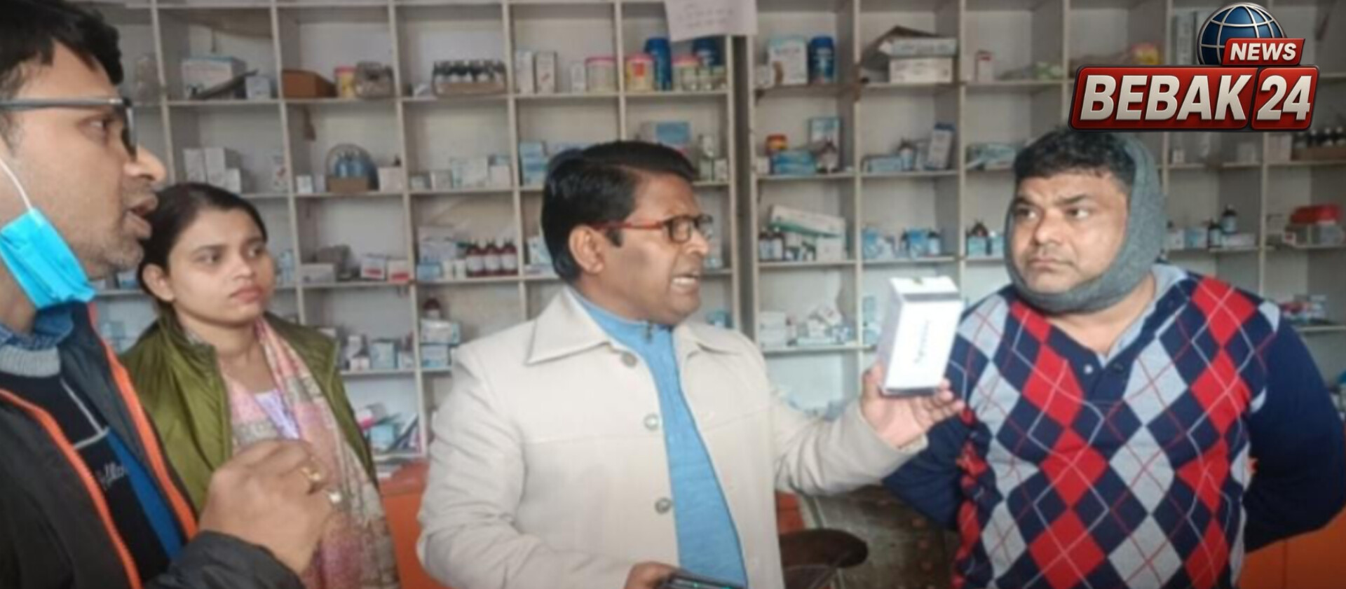 जन औषधि के नाम पर 'लूट': सोनभद्र मेडिकल कॉलेज में प्राइवेट दवाओं का जखीरा बरामद, छापेमारी से मचा हड़कंप