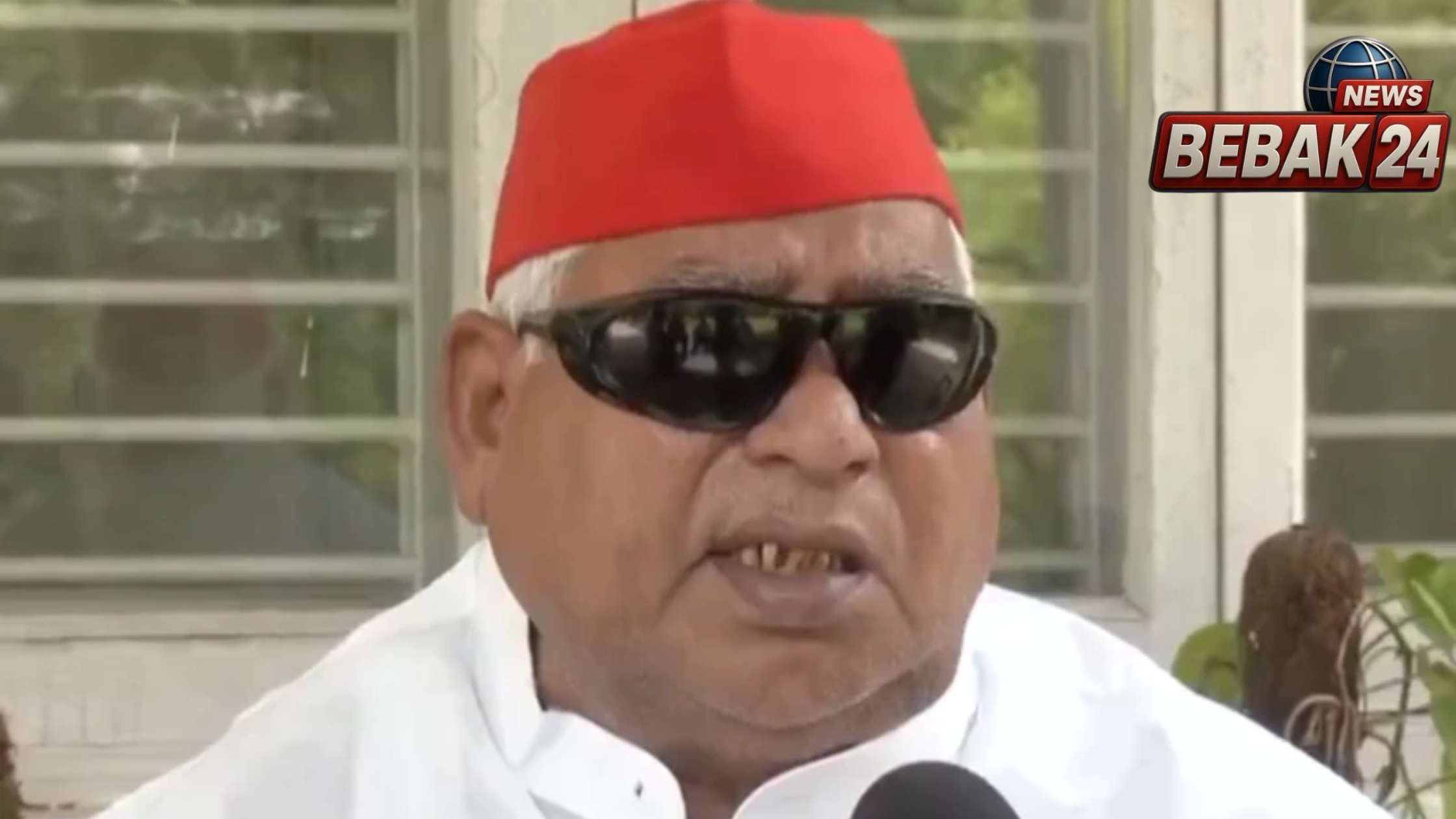 अयोध्या घमासान (बेबाक24): 'यह चोरी नहीं, राम मंदिर में डकैती है'&mdash; चंपत राय के इस्तीफे पर बोले सांसद अवधेश प्रसाद; कोषाध्यक्ष के बयान पर उठाए सवाल