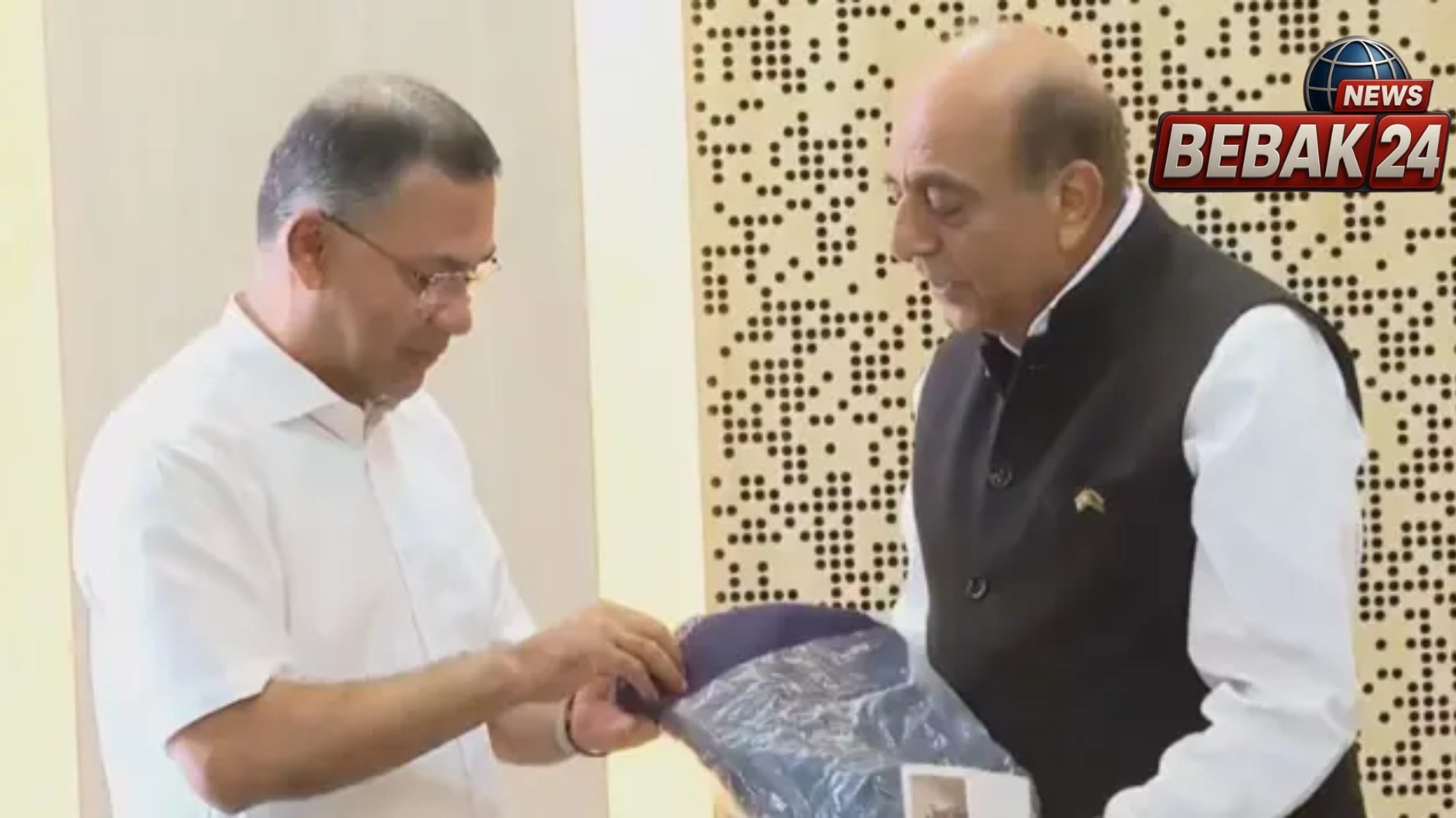 बांग्लादेश के प्रधानमंत्री तारिक रहमान से मिले भारत के उच्चायुक्त दिनेश त्रिवेदी, करीब 30 मिनट हुई बातचीत