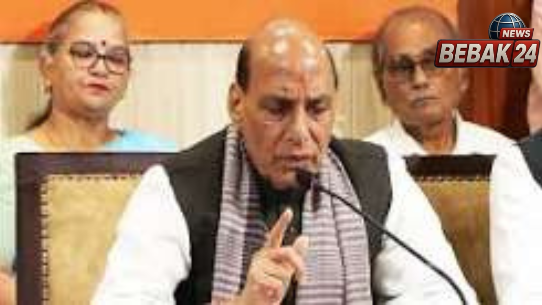 राजनाथ सिंह का कांग्रेस पर हमला, बोले- युवाओं को अराजकता का मोहरा बना रहा विपक्ष