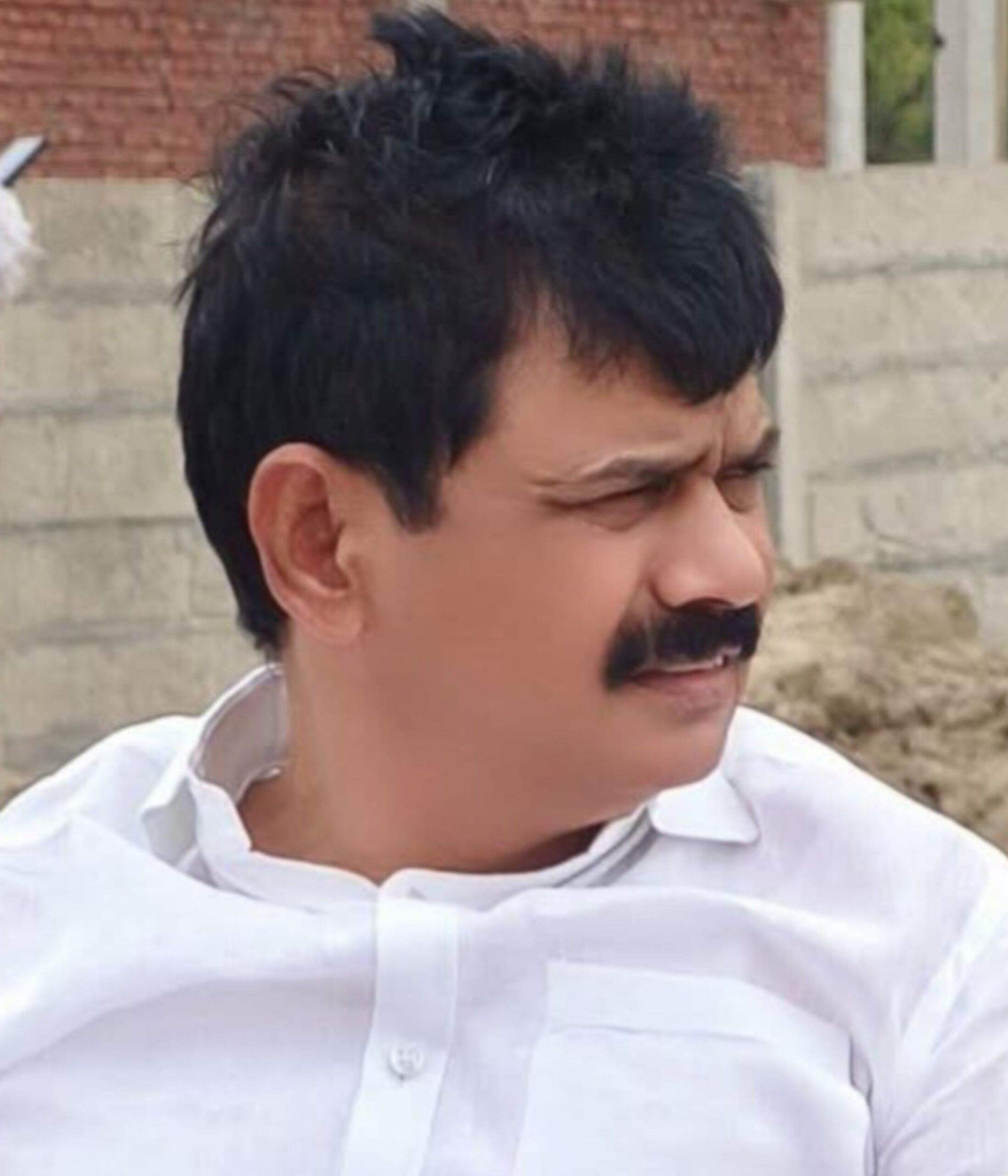 औडिहार के ठाकुर पर पुलिस का शिकंजा, सिर पर 25,000 का इनाम: क्या ढहेगा ठाकुर का किला या फिर 'बाहुबल' से होगी वापसी?