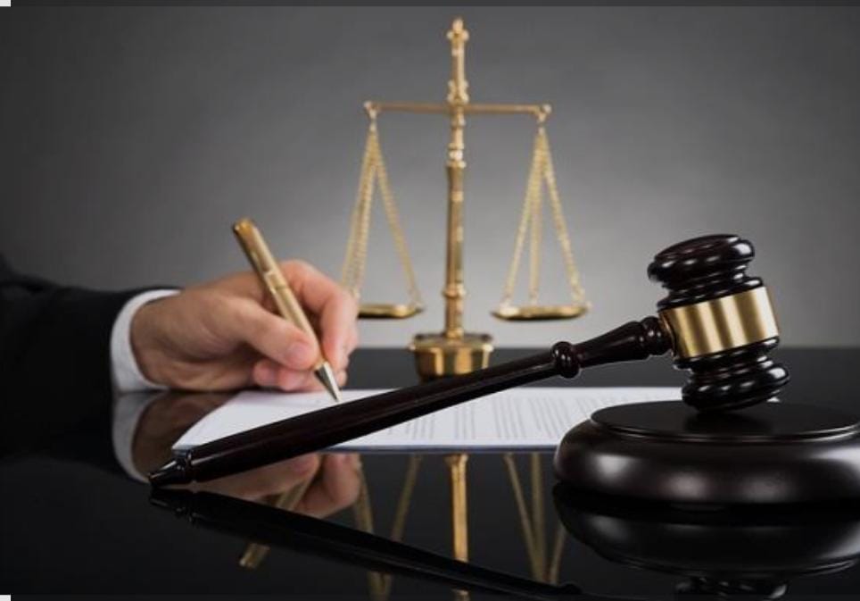 दहेज लोभियों को कोर्ट का कड़ा संदेश: बहू की हत्या के आरोपी पति, सास और ससुर को 10-10 साल की जेल