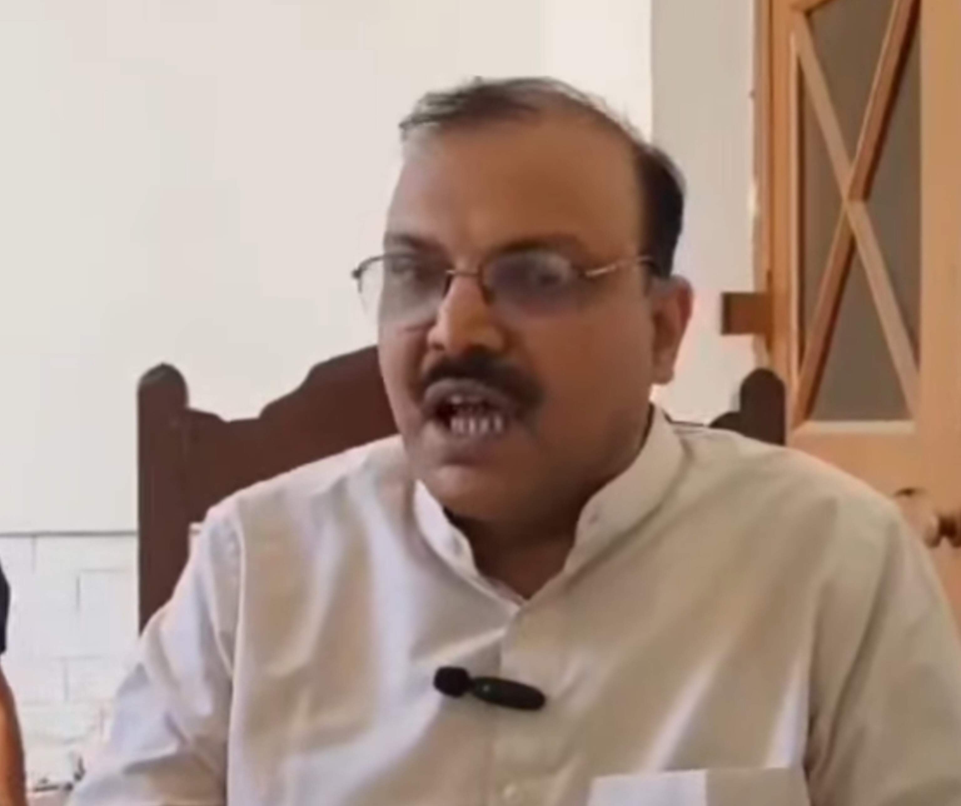 UP कॉलेज मर्डर मिस्ट्री: 6 दिन का 'मौन' और प्राचार्य का बड़ा 'दांव', क्या है CCTV का असली सच?