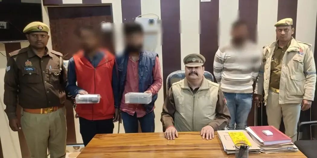 गाजीपुर पुलिस का बड़ा धमाका, 50 हजारी विशाल यादव अपने गुर्गों संग दबोचा गया!