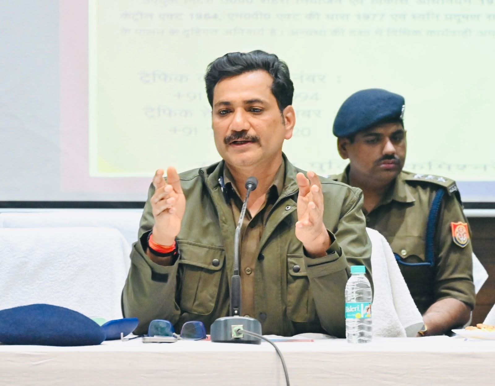 अब सड़क पर 'तमाशा' किया तो खैर नहीं! कमिश्नर का हंटर तैयार, बारातों पर लगेगी लगाम