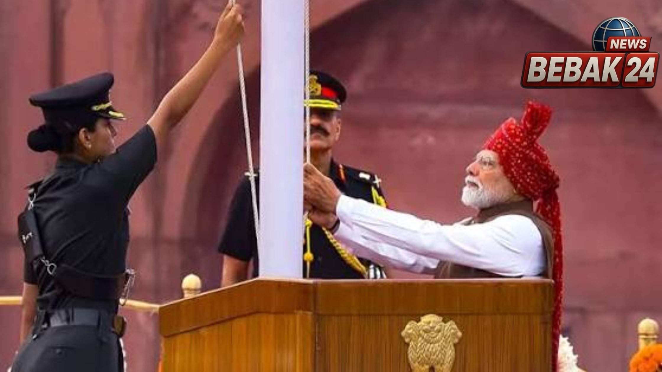 पीएम मोदी के साथ लाल किले पर दिखीं कैप्टन रितिका खरेता कौन? सोनिया के नाम से क्यों हुआ भ्रम